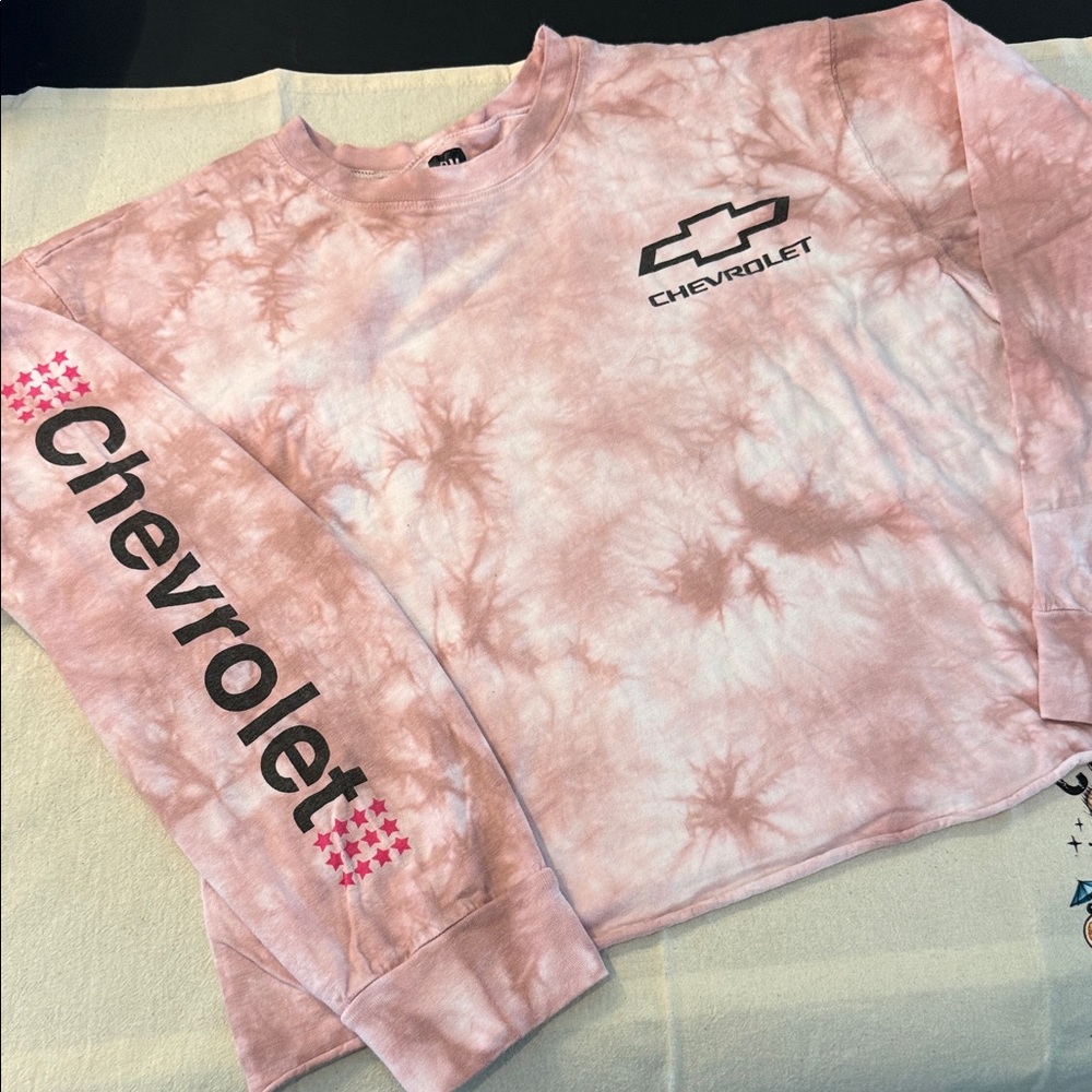 CHEVY LICENSED Light pink tie dye cropped LS T Shirt